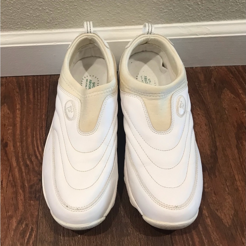 Propet Wash N Wear Slip-on